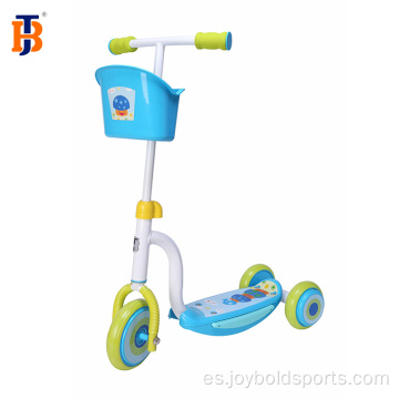 Scooter de plástico para niños con rueda de agarre en venta